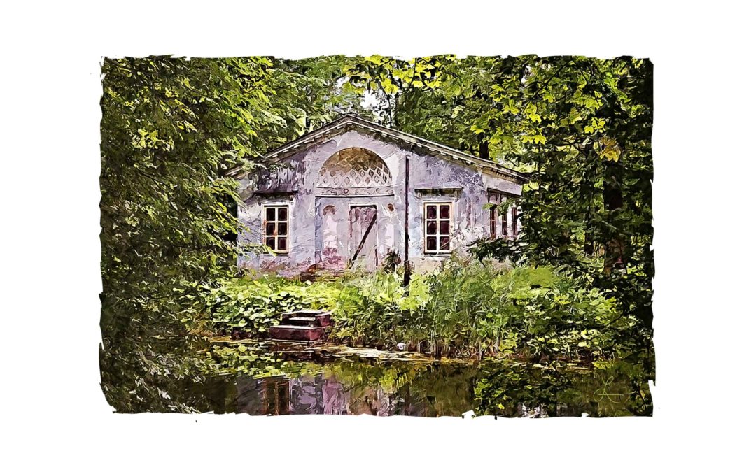 Cottage on Redbud Pond